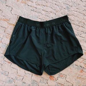 Outdoor Voices Relay Shorts in Black (size medium)